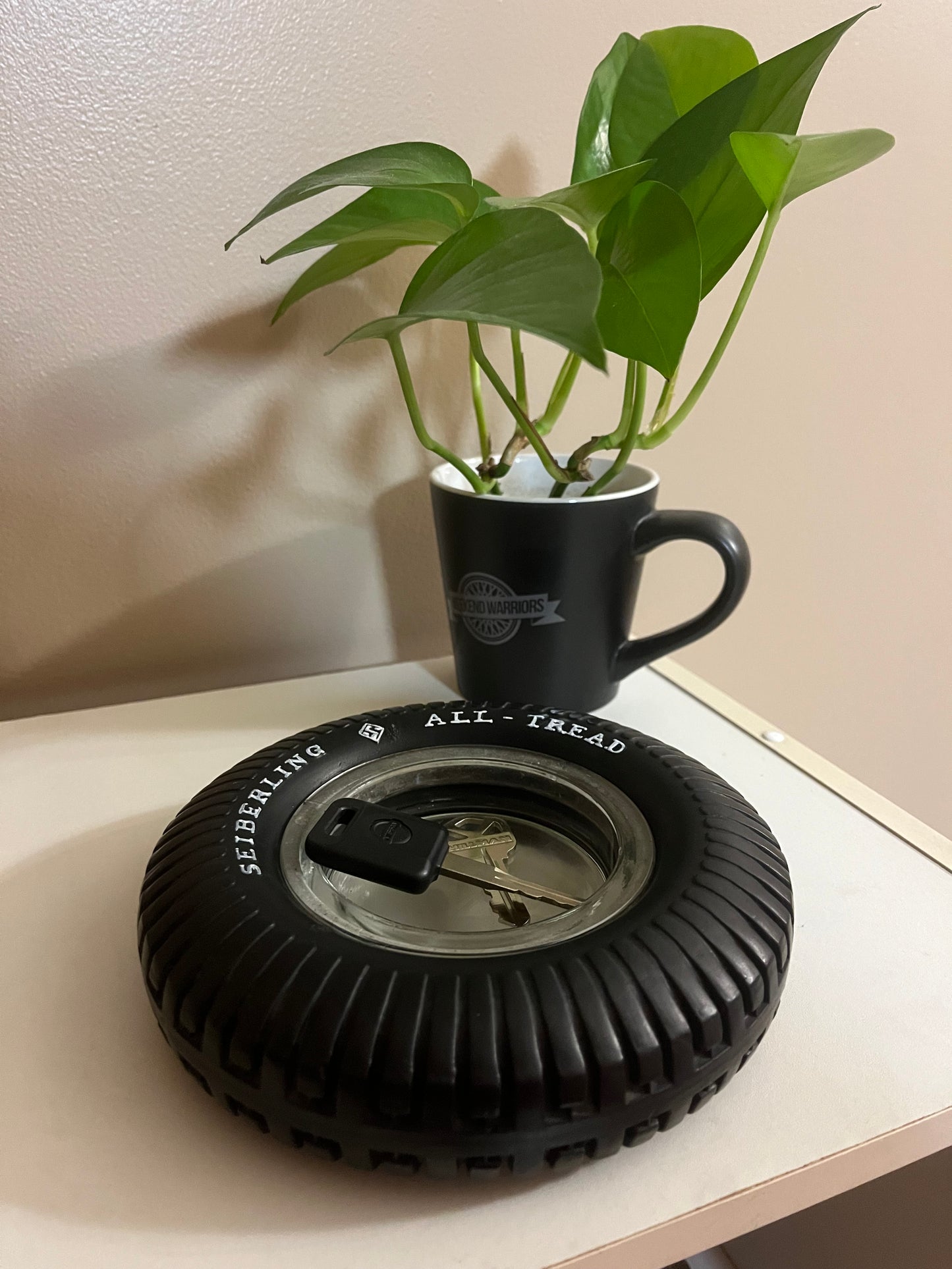 Vintage 1950’s Seiberling All Tread Tire Ash Tray