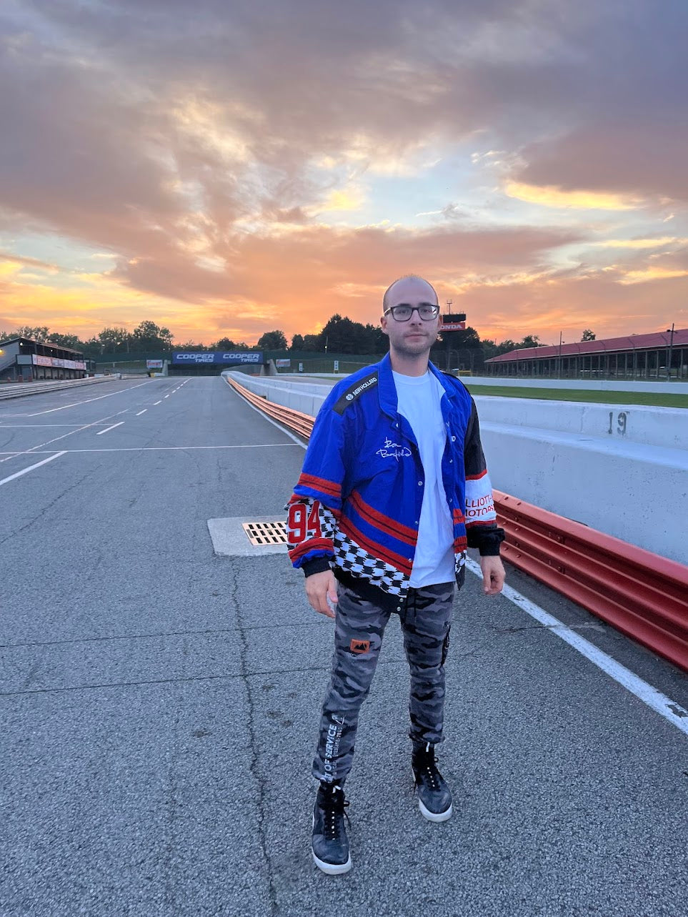 Vintage '90s Elliot-Hardy Motorsports New Holland NASCAR Racing Jacket